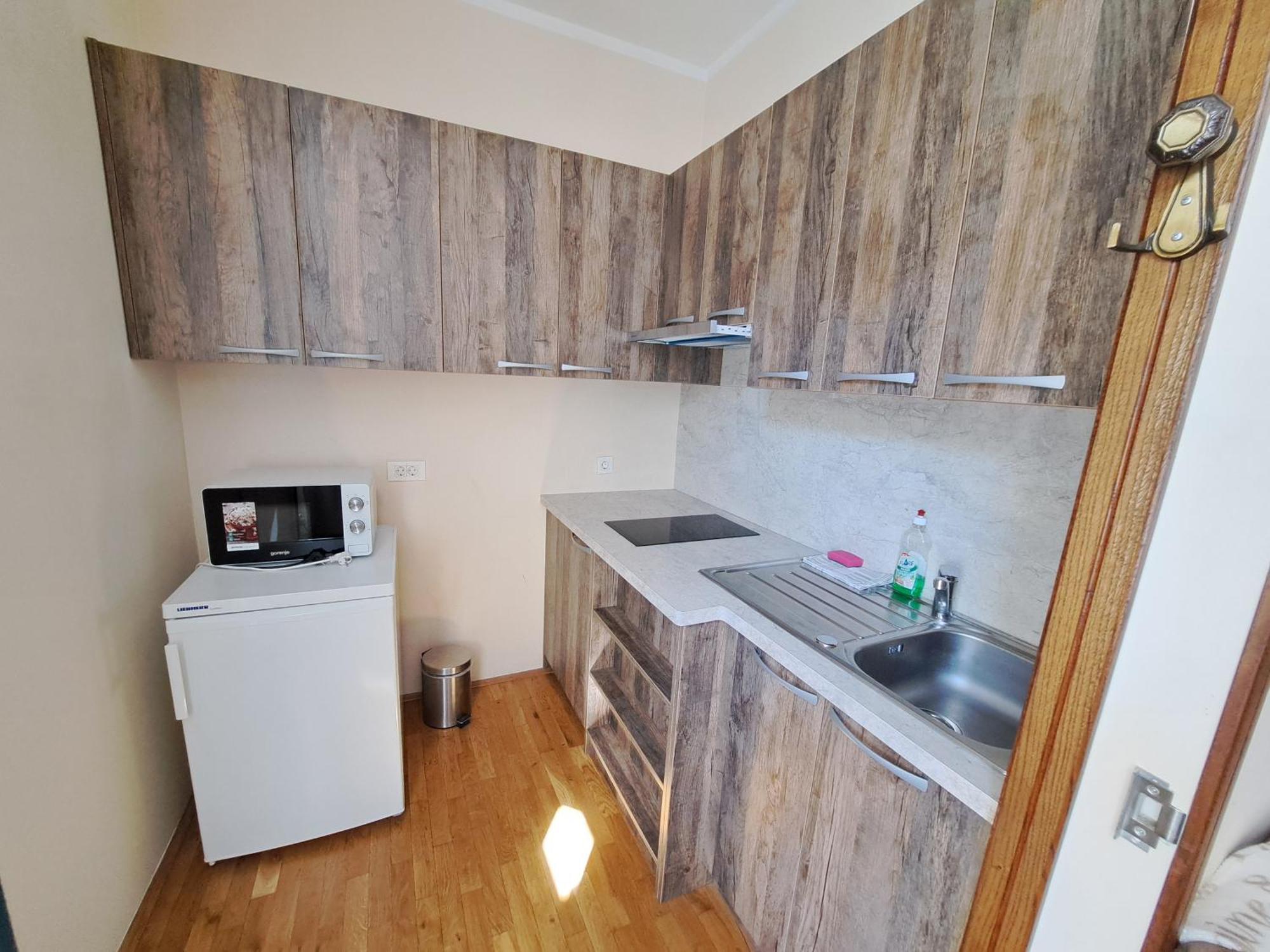 Parma Guesthouse & Apartments Марібор Екстер'єр фото